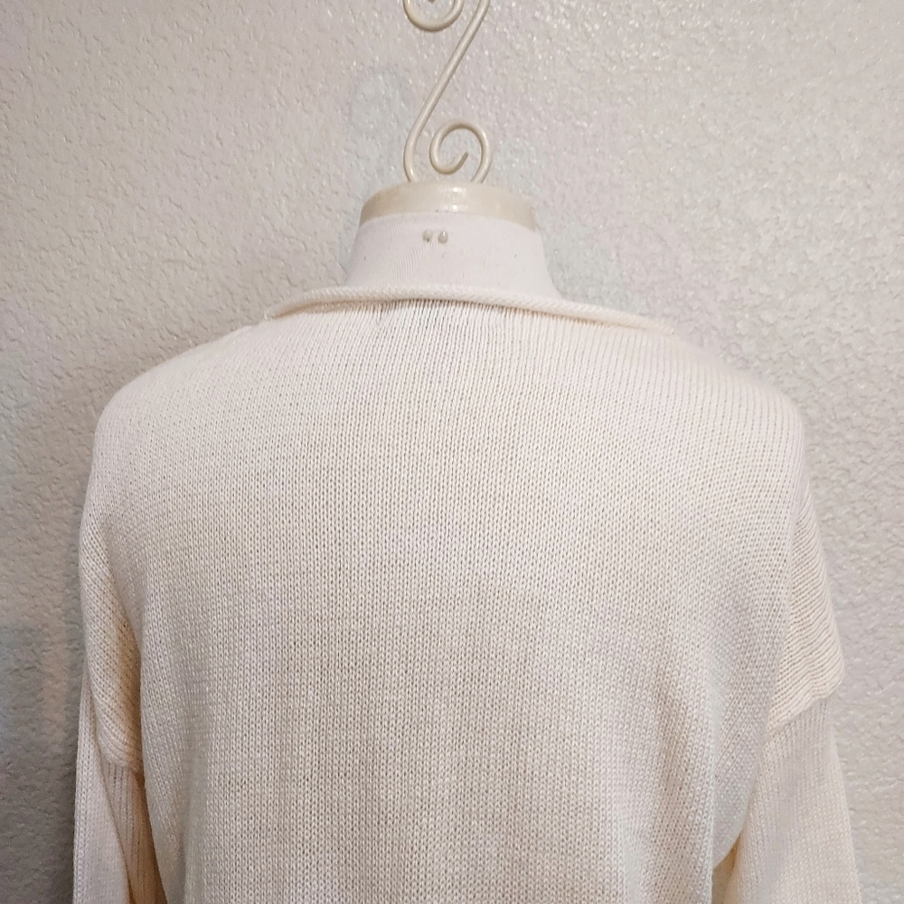 Marled Cream Sweater with "LOVE" lettering in American Flag Colors Size … - Picture 11 of 12